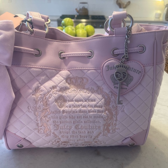 Juicy Couture Handbags - FLASH SALE! JUICY COUTURE FAIRYTALE TOTE W KEY AND VELVET BOW!!